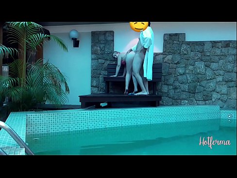 ❤️ Chefe convida empregada para a piscina, mas não conseguiu resistir a um Sexo vídeo em porno pt-br.redpornpictures.ru ❤